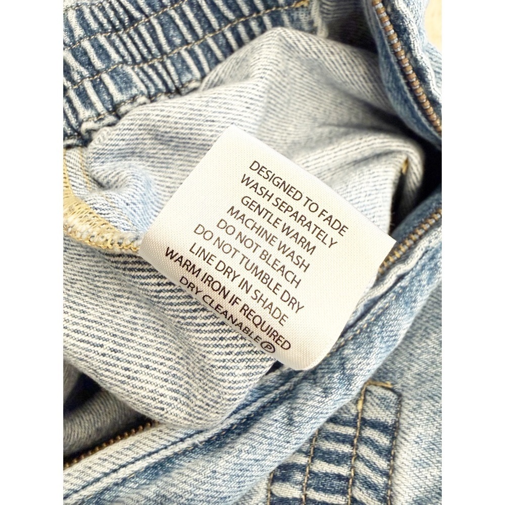 NWOT Wrangler Light Wash Denim Zip-Front Utility Romper, Size 4 - Picture 10 of 10